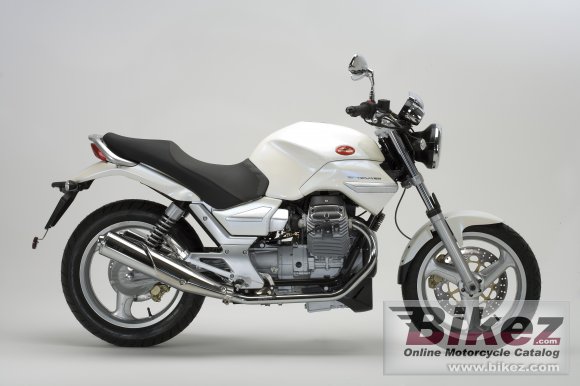2007 Moto Guzzi Breva 750 photo
